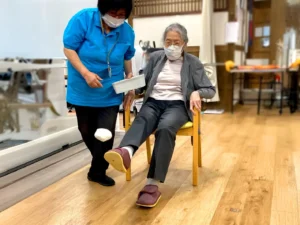 お手玉投げ